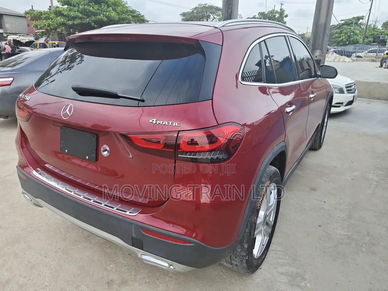 Mercedes-Benz GLA 250 2022 Red