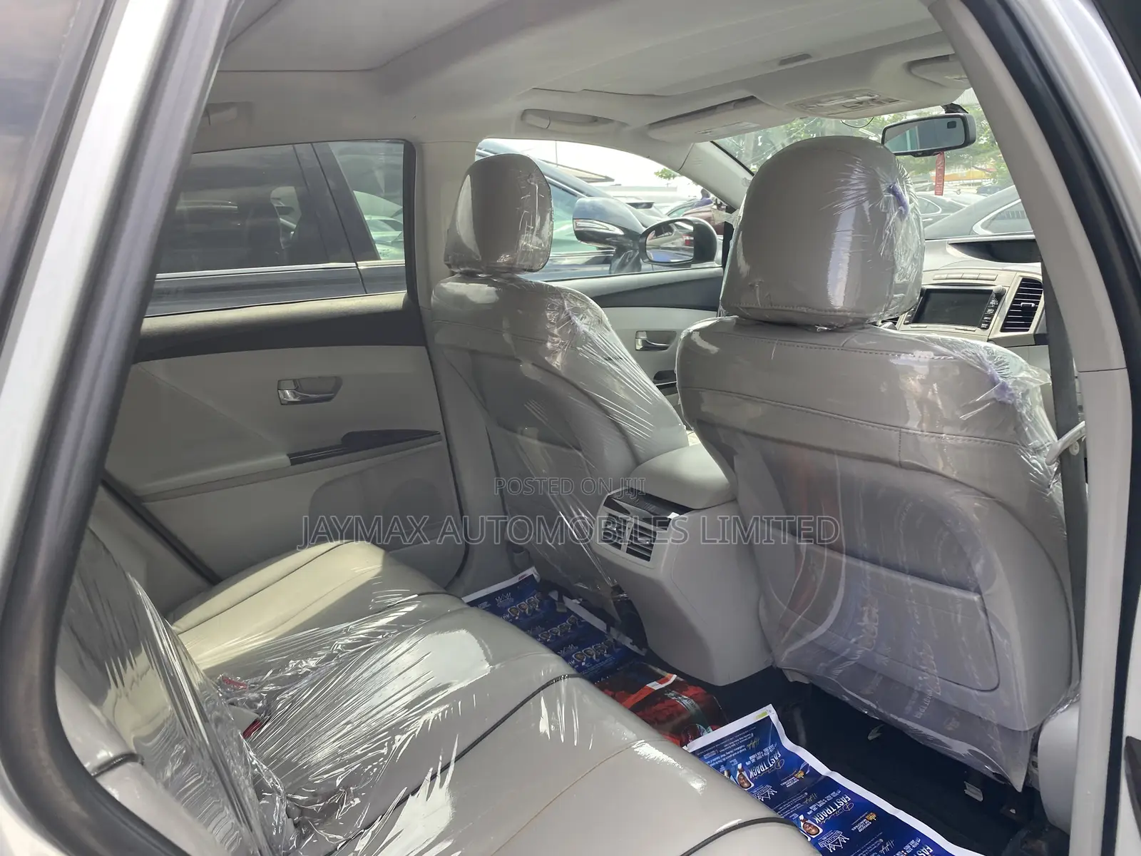 Toyota Venza AWD 2012 Silver