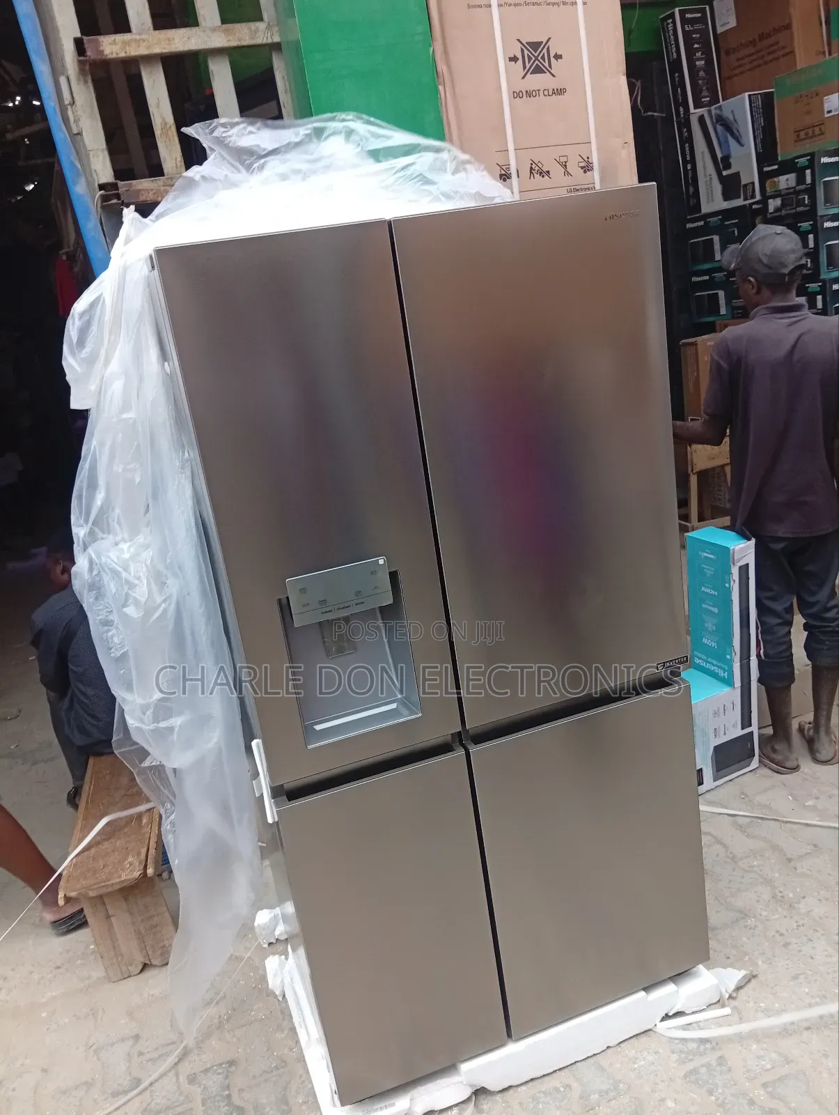Hisense Fridge and Freezer 950 Litres