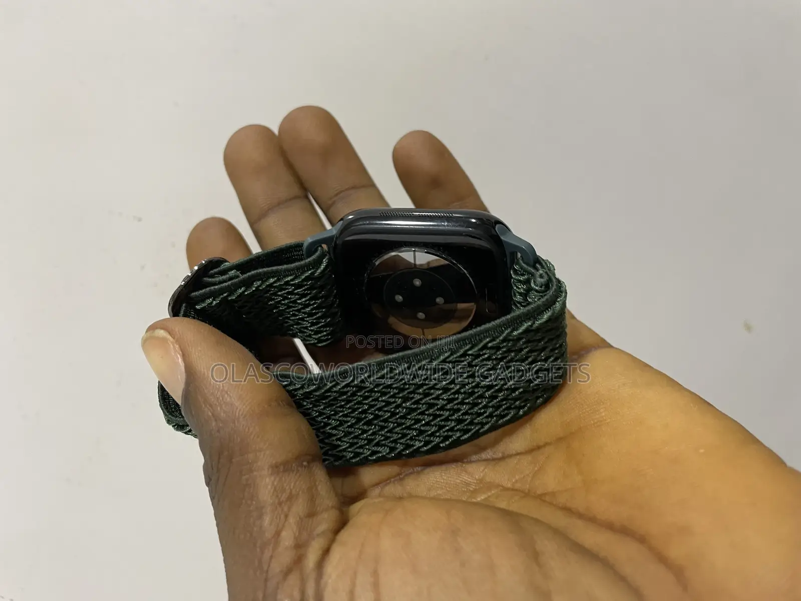 Yankee Used Apple Watch Series 10 42mm Available