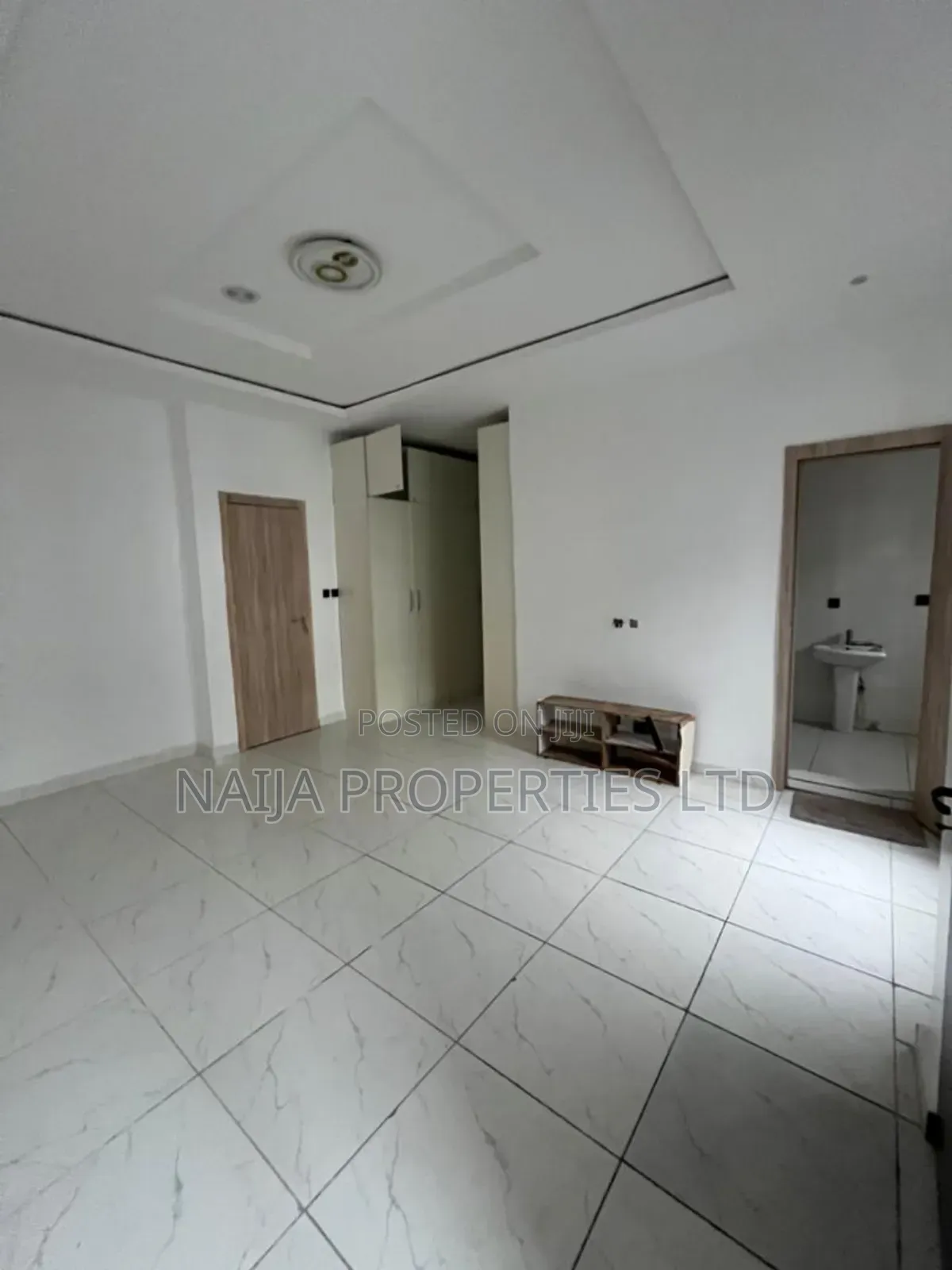 4bdrm Townhouse/Terrace in Orchid, Lekki for sale