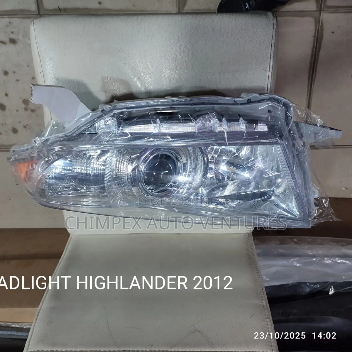 Headlamp Highlander 2012