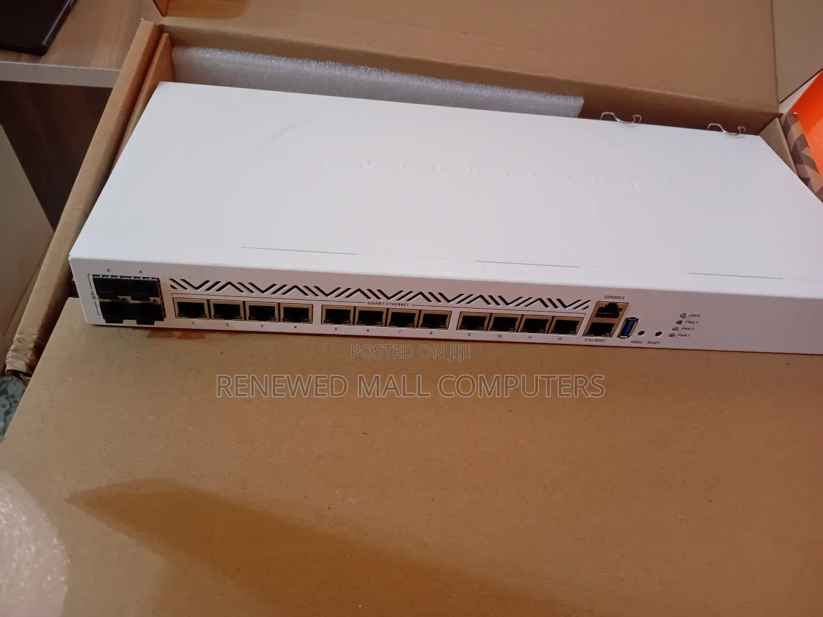 Mikrotik Cloud Core Series Ccr2116-12g-4s+