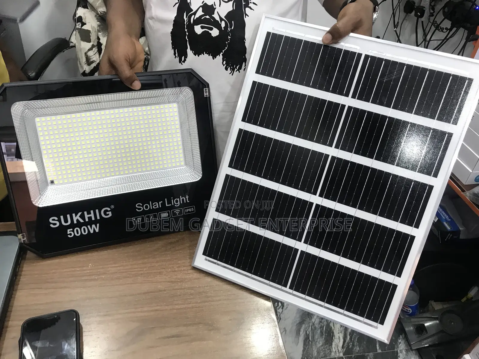 Sukhig Solar Flood Light 500watts