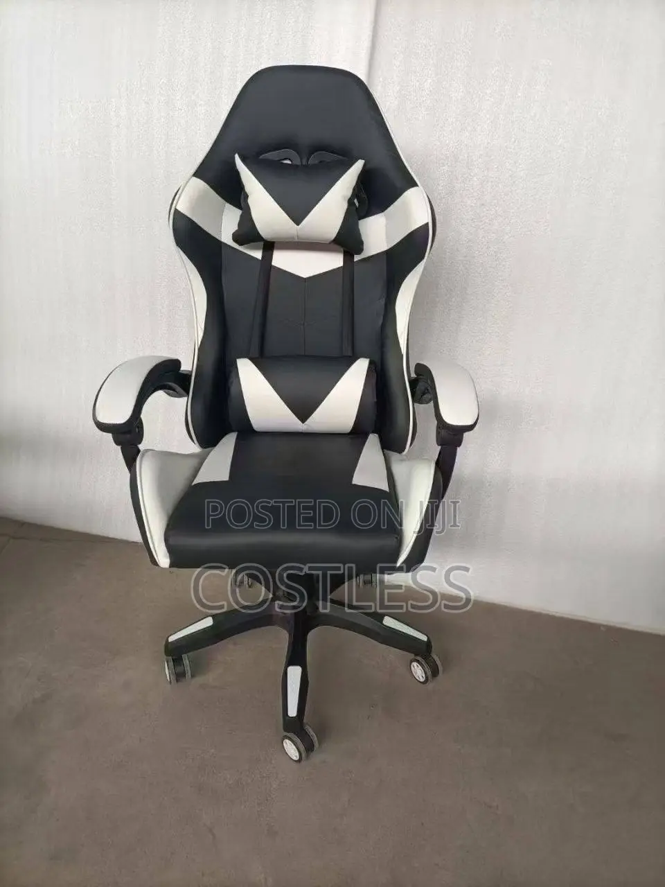 Comfortable Gaming Chair With Multifunctional Purpose