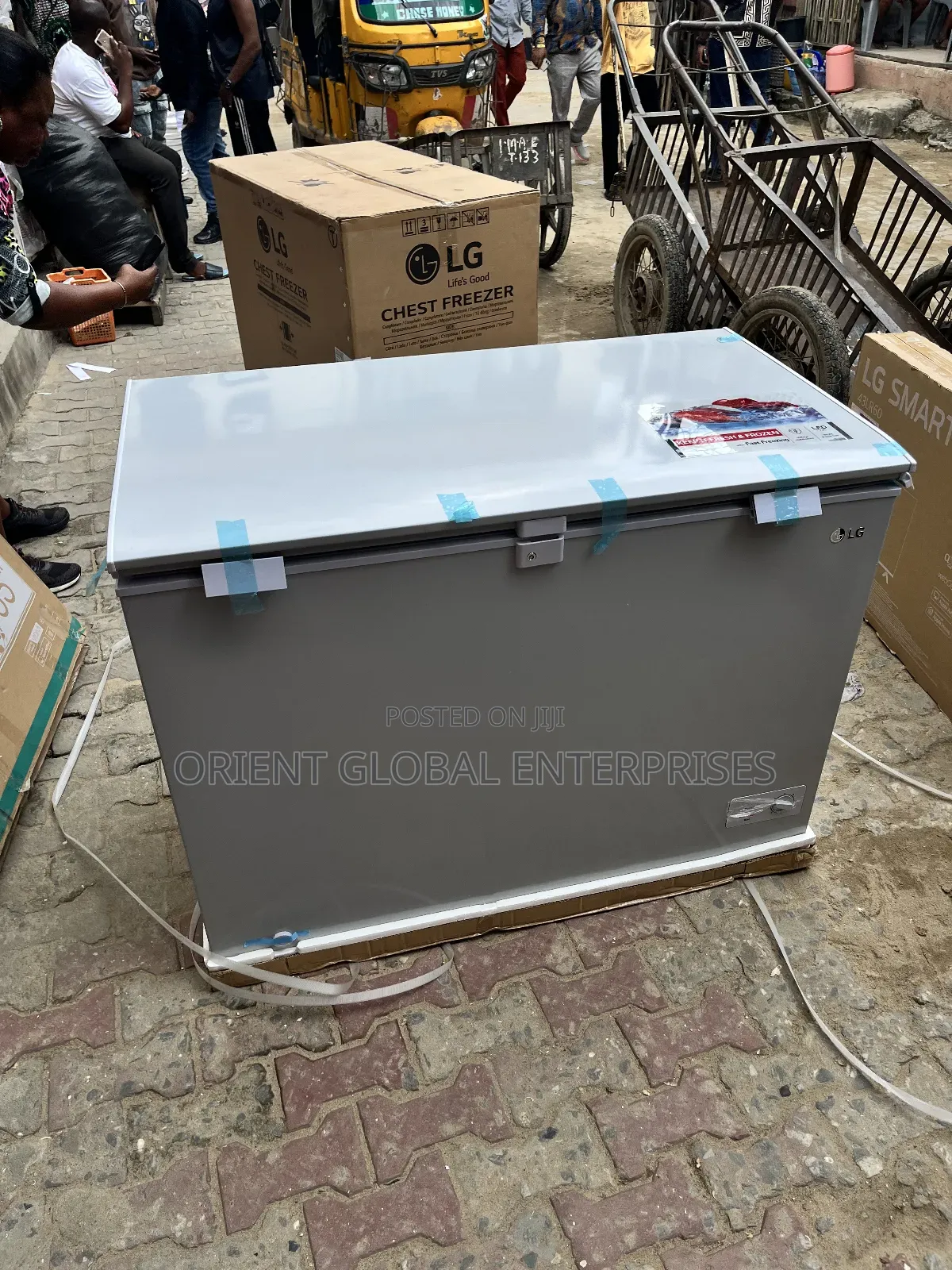 L.G 263litres Chest Freezer