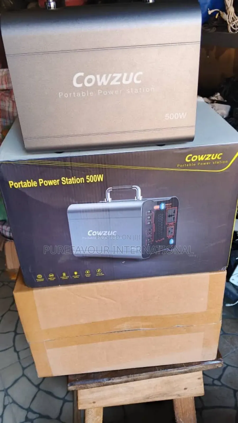 Cowzuc 500w Portable Power Station With LCD Display and Multi-Port