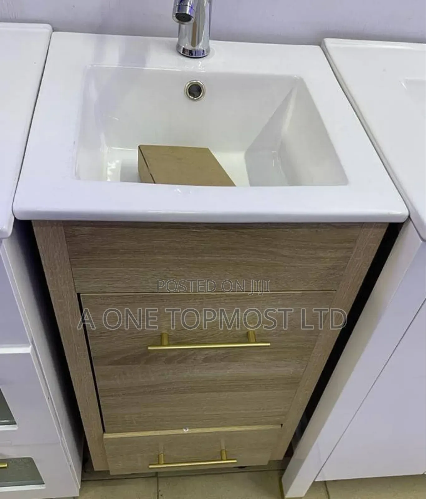 Cabinet (Wooden Design 40cm)