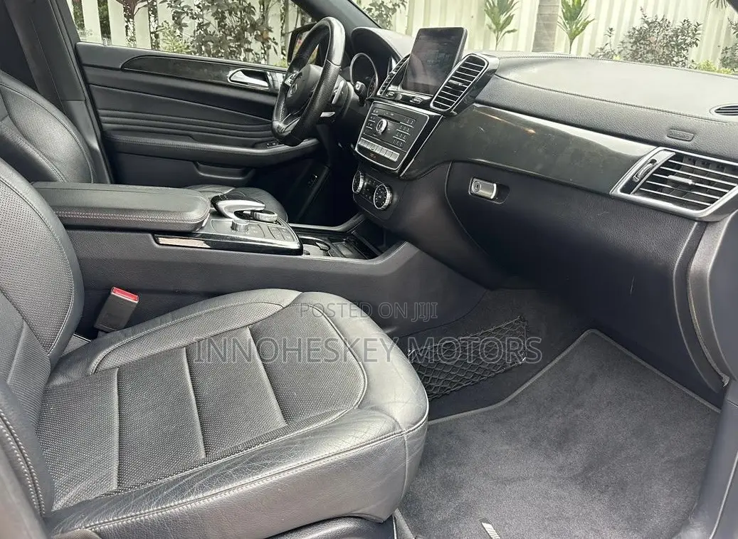 Mercedes-Benz GLE43 3.0 AWD 2017 Black