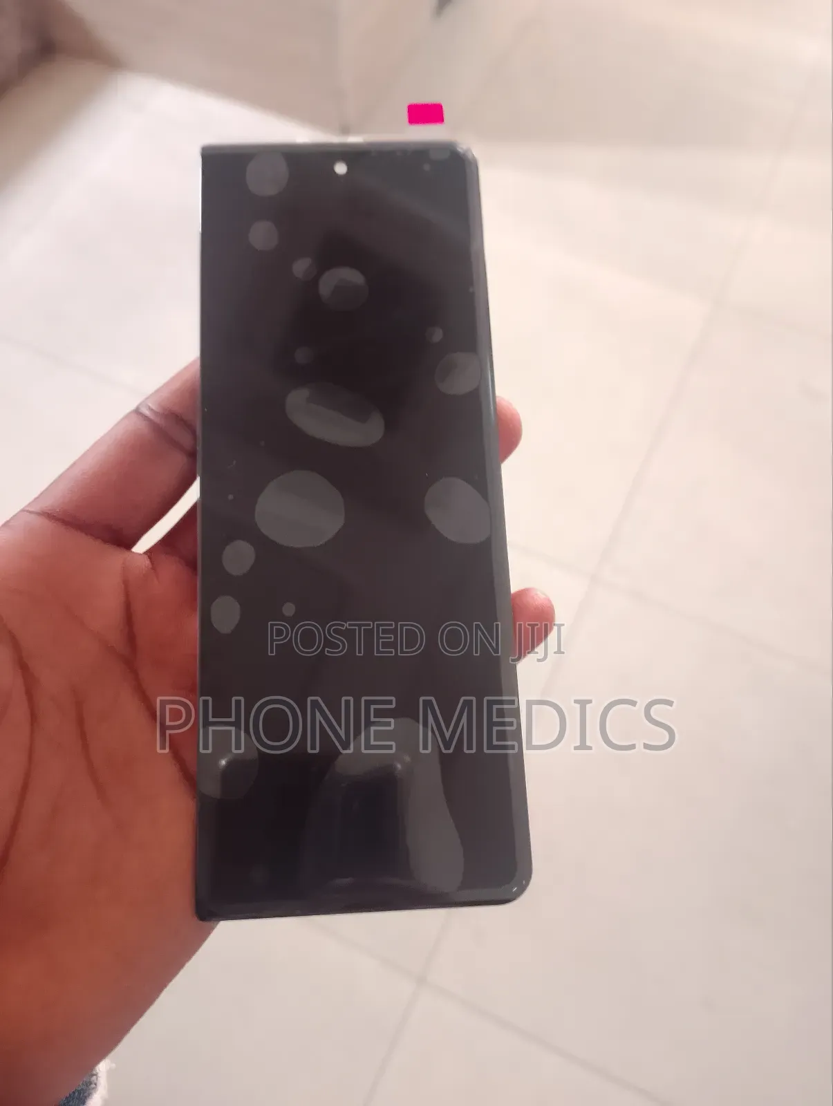 Samsung Galaxy Fold 3 Outter Screen Amoled