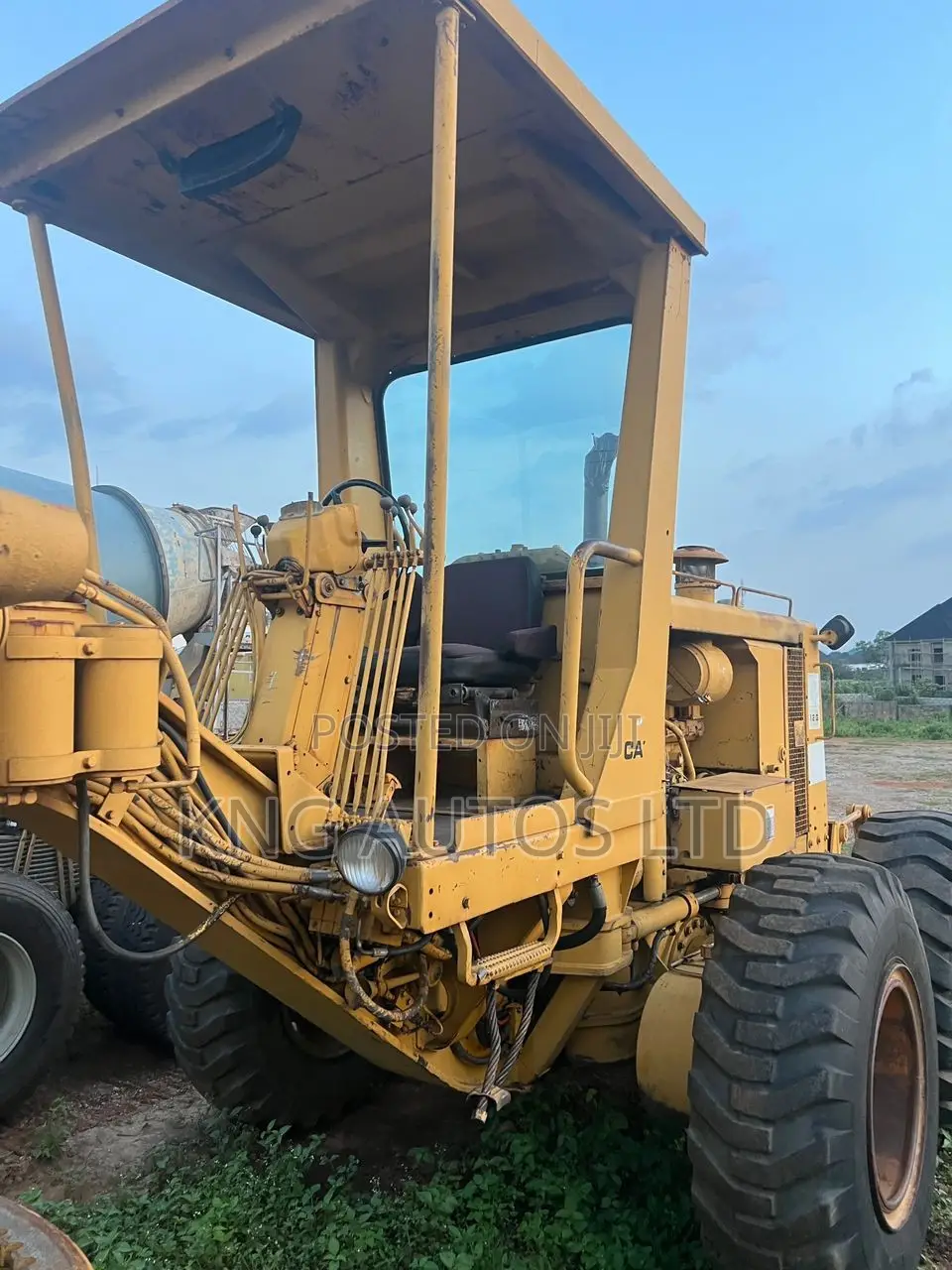 Caterpillar 12g