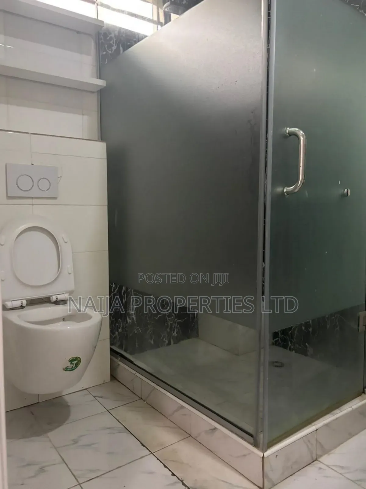 4bdrm Townhouse/Terrace in Ikota Gra, Lekki for sale