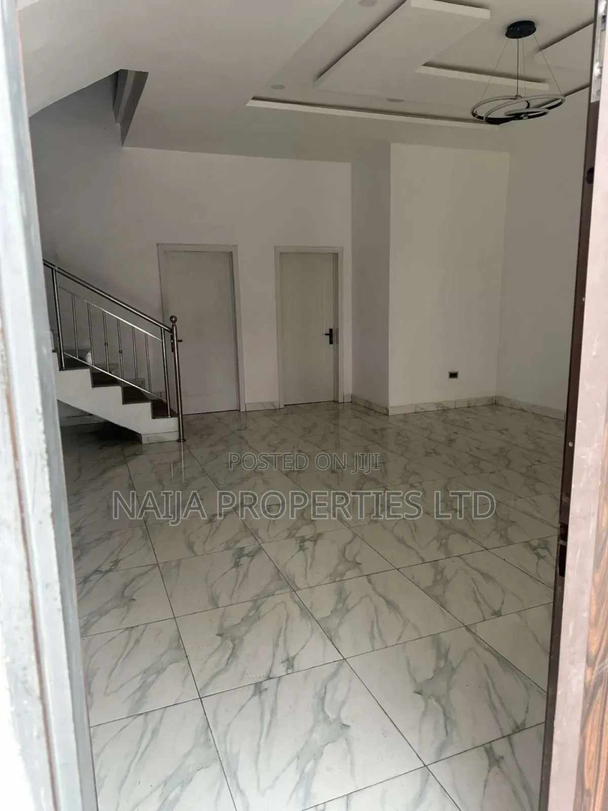 4bdrm Townhouse/Terrace in Ikota Gra, Lekki for sale