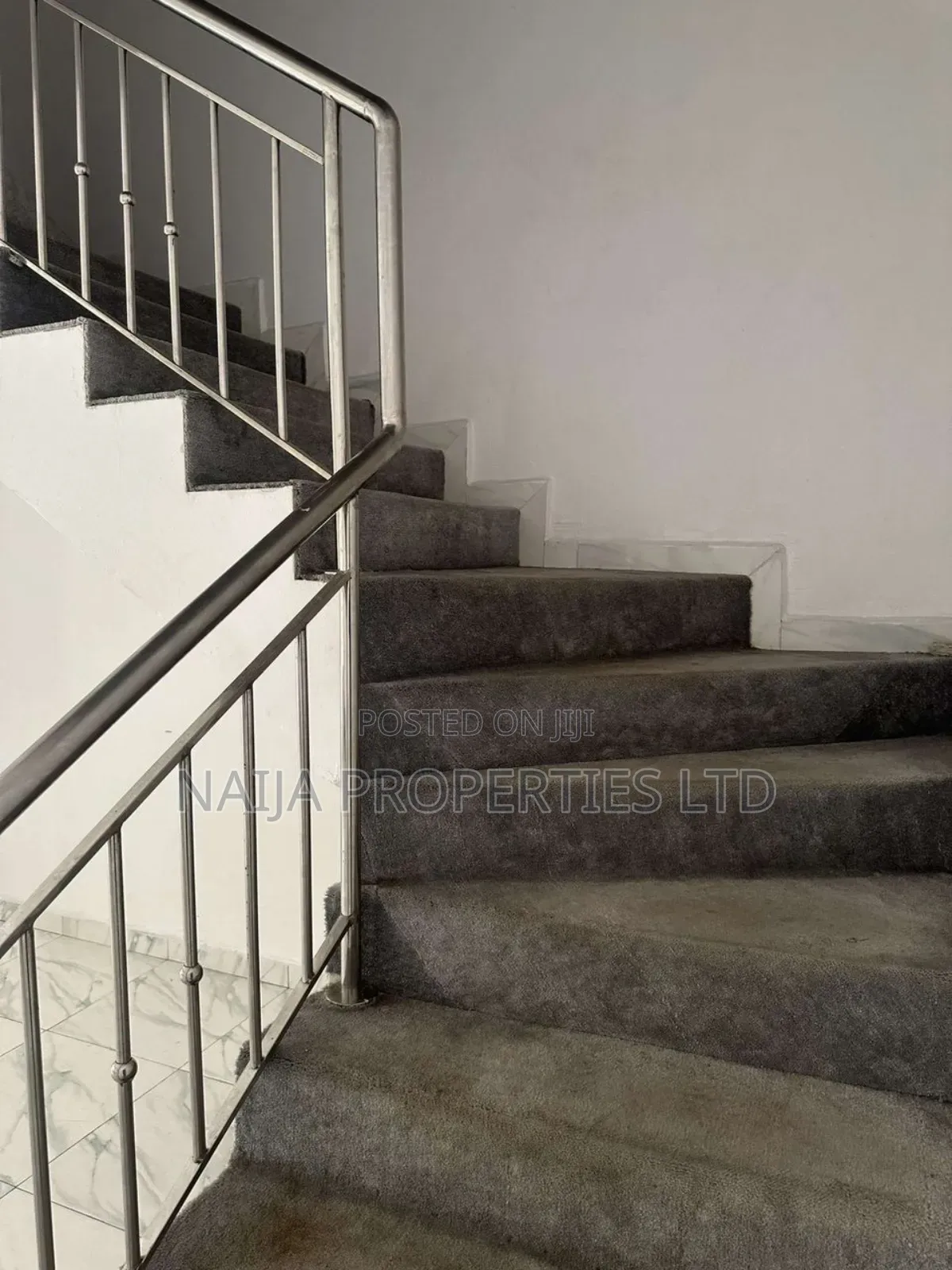 4bdrm Townhouse/Terrace in Ikota Gra, Lekki for sale