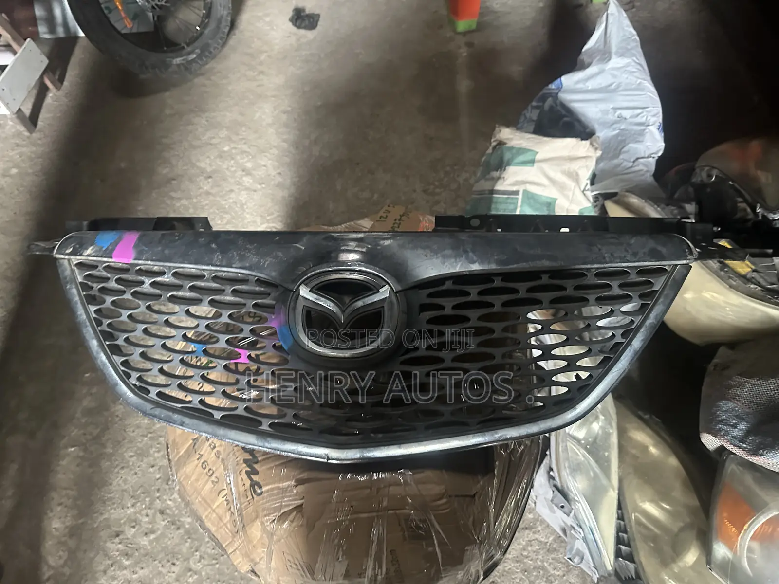 Front Grill Mazda MPV