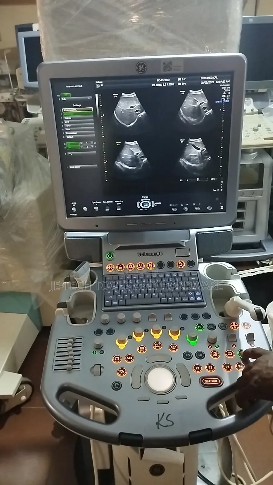 Ge Voluson S8 Ultrasound Machine (3d/4d)