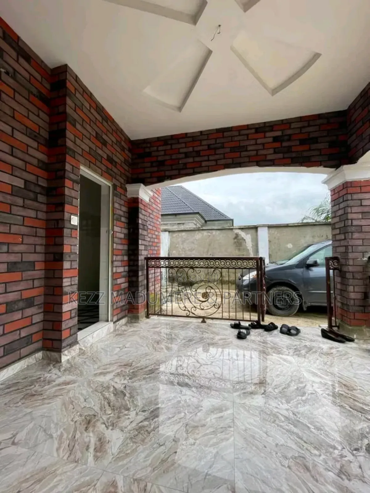 4bdrm Bungalow in Igboetche Road for sale