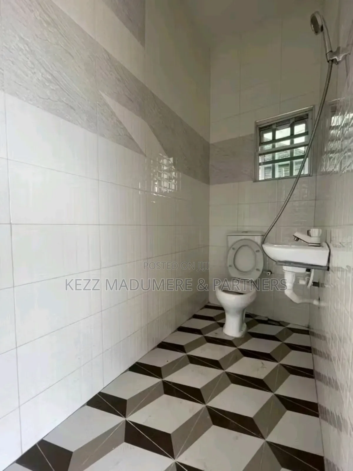 4bdrm Bungalow in Igboetche Road for sale