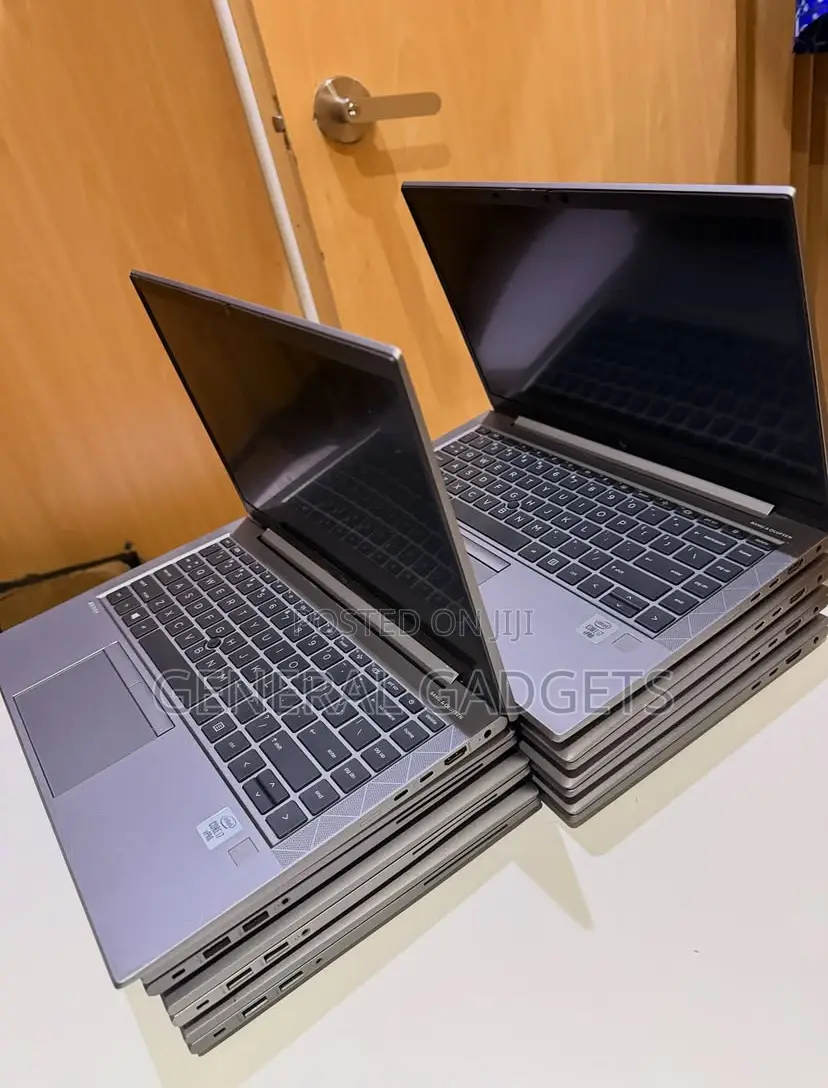 Laptop HP ZBook Firefly 14 G7 32GB Intel Core I7 SSD 1T