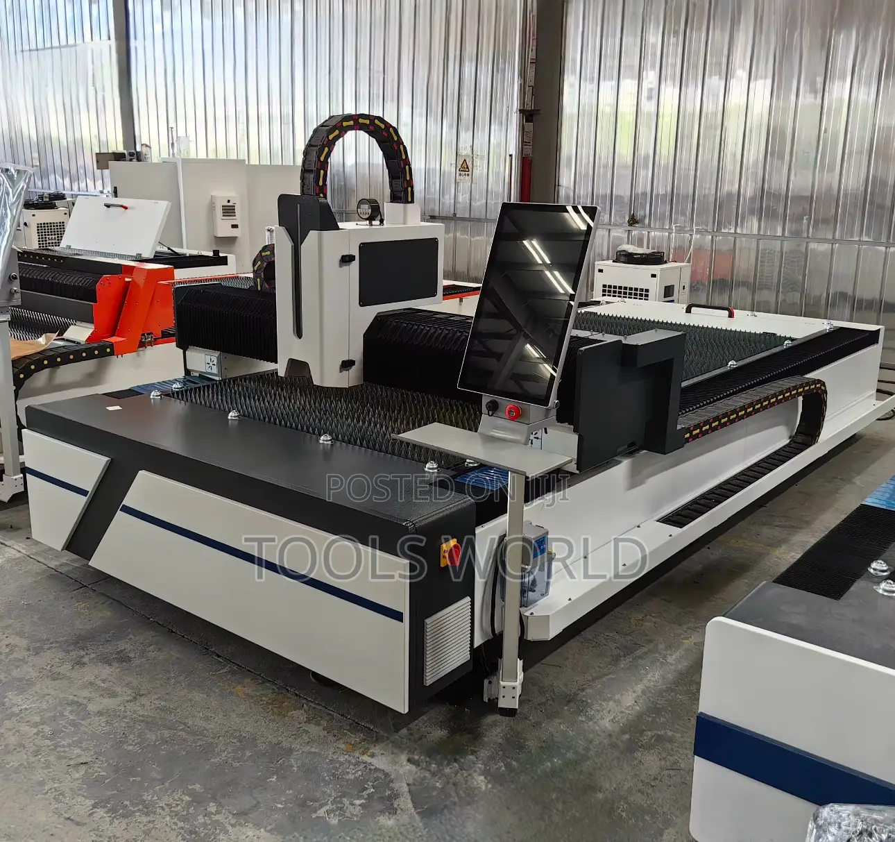 150x300cm CNC Fiber Laser Cutting Engraving Machine for Pipe Sheet
