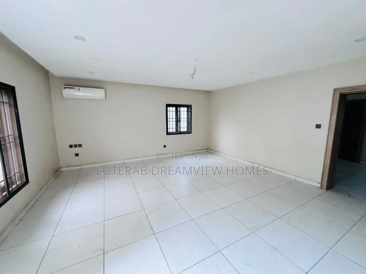 5bdrm Duplex in Wuye for rent