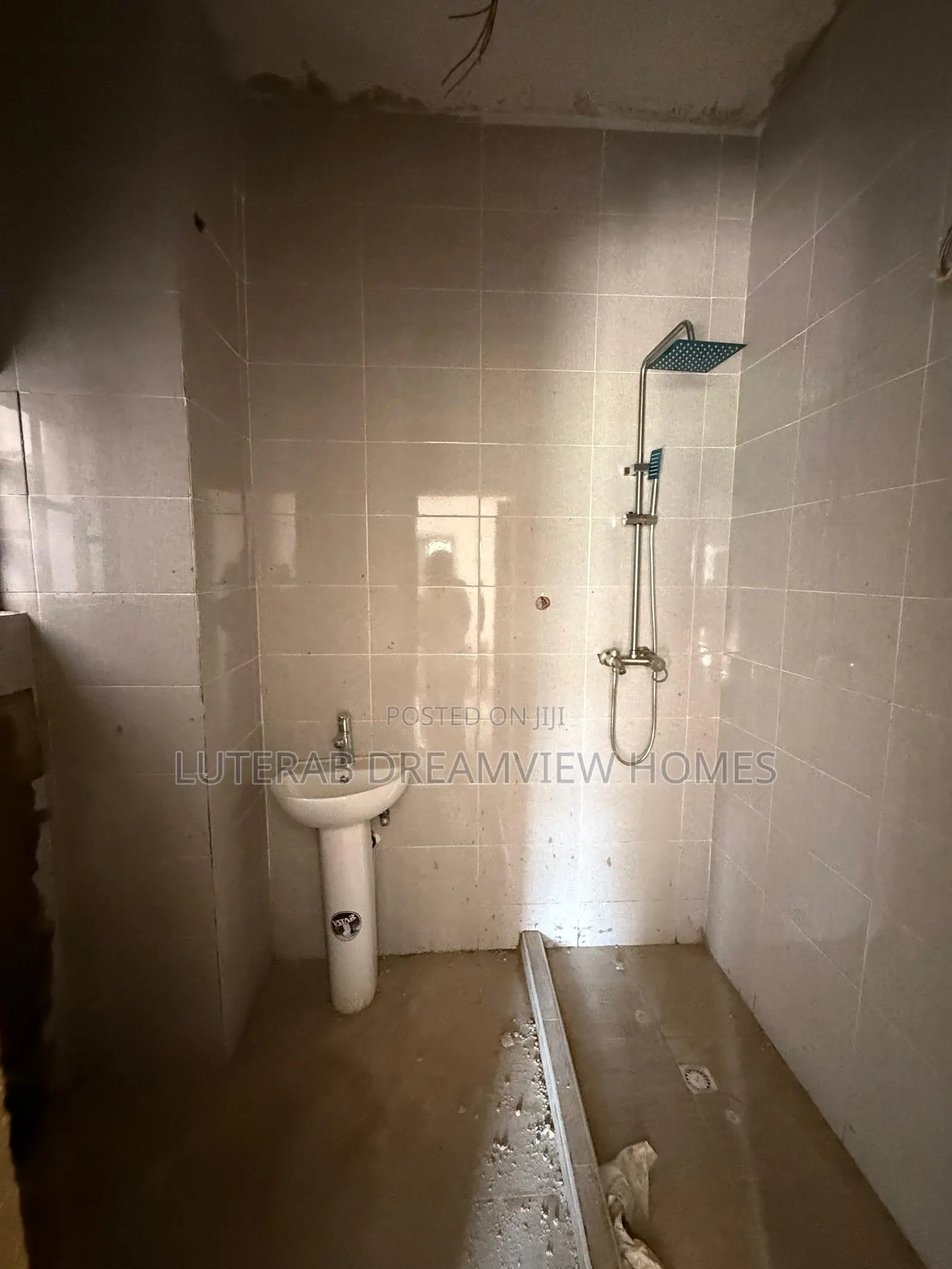 3bdrm Block of Flats in Galadimawa for sale