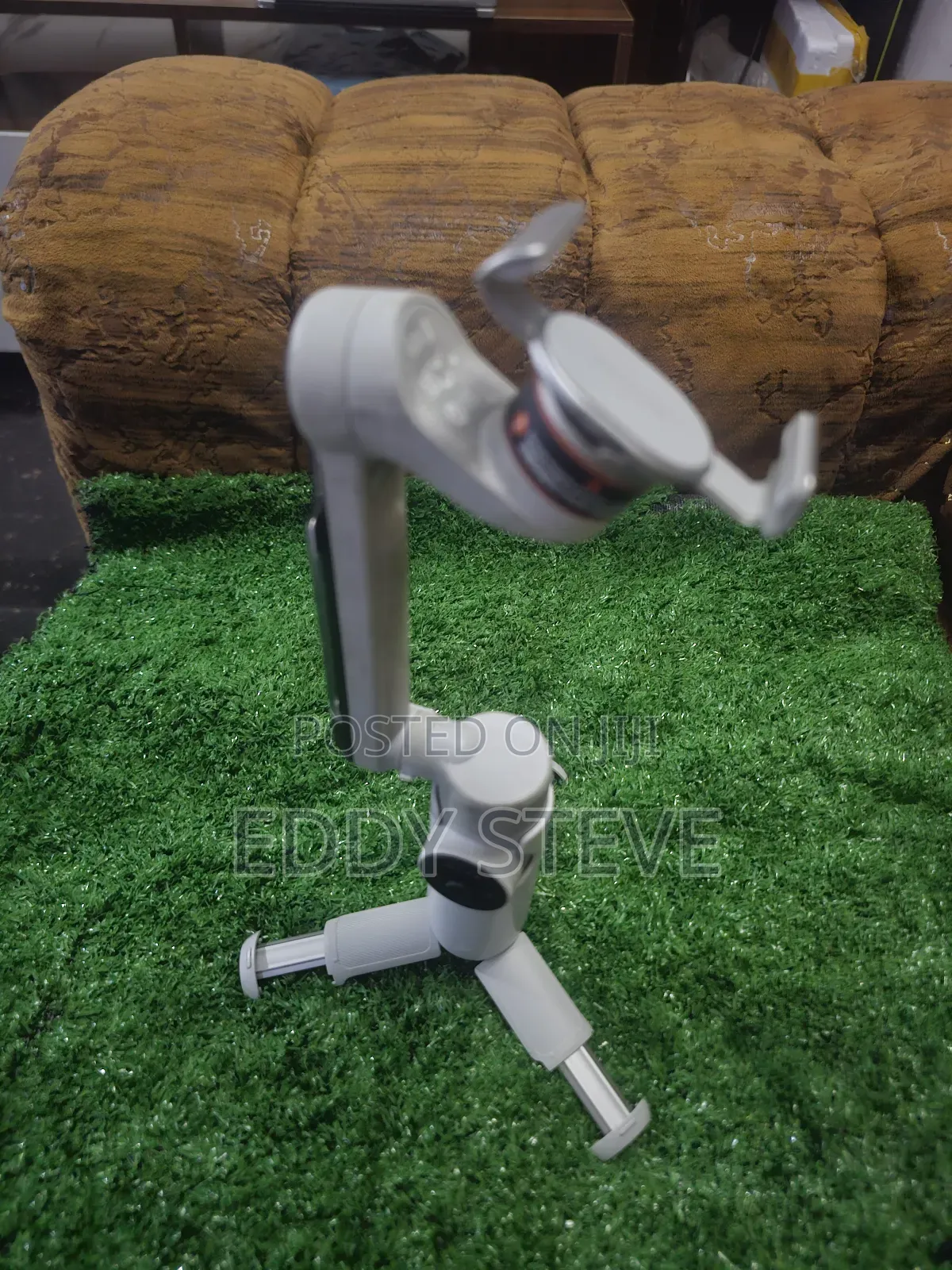 Insta360 Flow Gimbal Stabilizer for Smartphone, Ai-Powered Gimbal