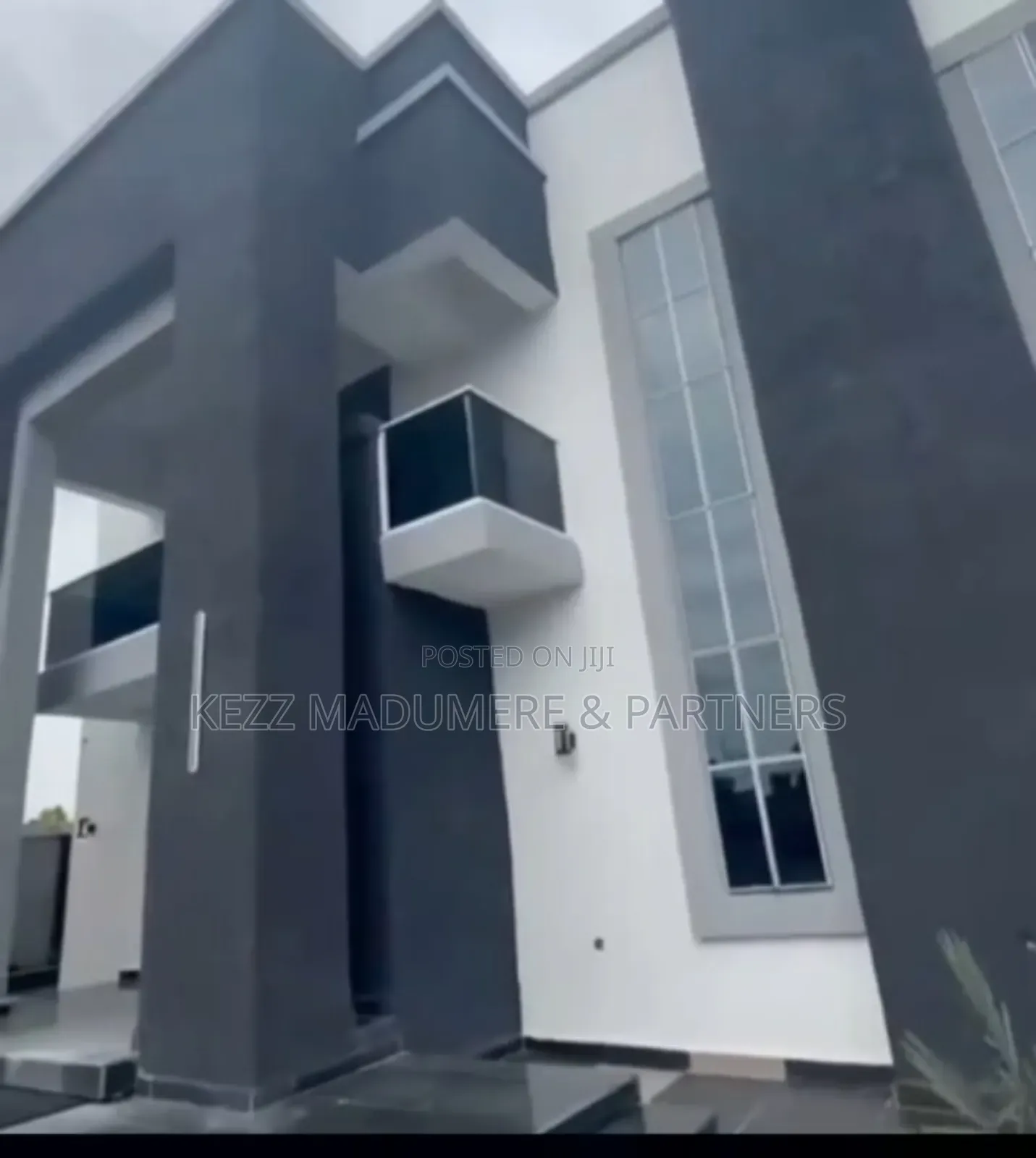 Furnished 5bdrm Duplex in Gated Estate,Sars for sale