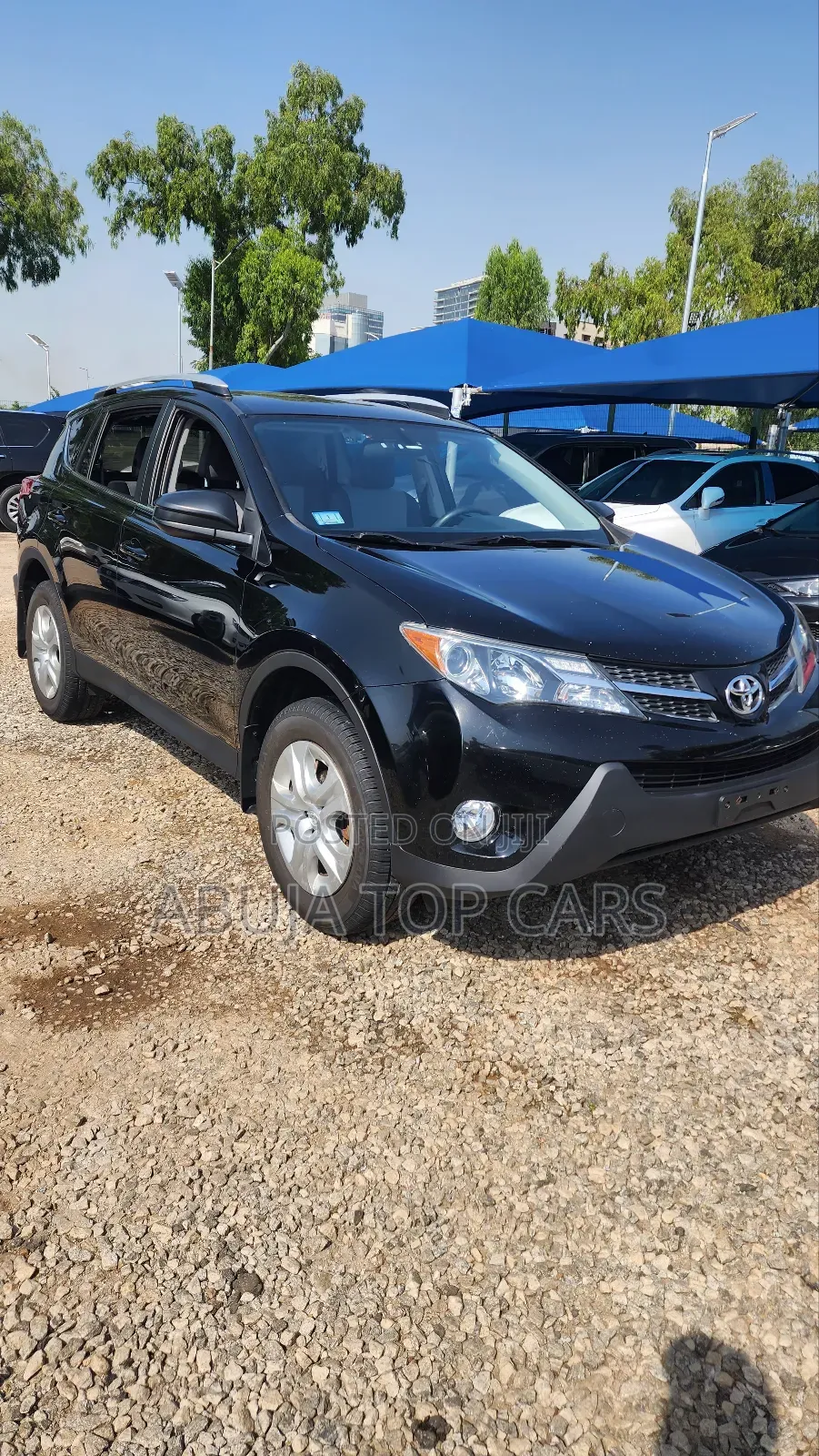 Toyota RAV4 LE FWD (2.5L 4cyl 6A) 2016 Black
