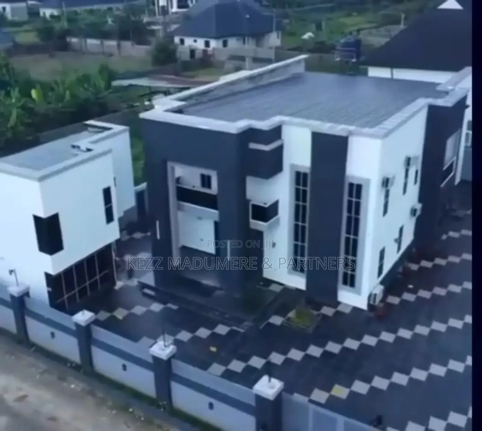 Furnished 5bdrm Duplex in Gated Estate,Sars for sale