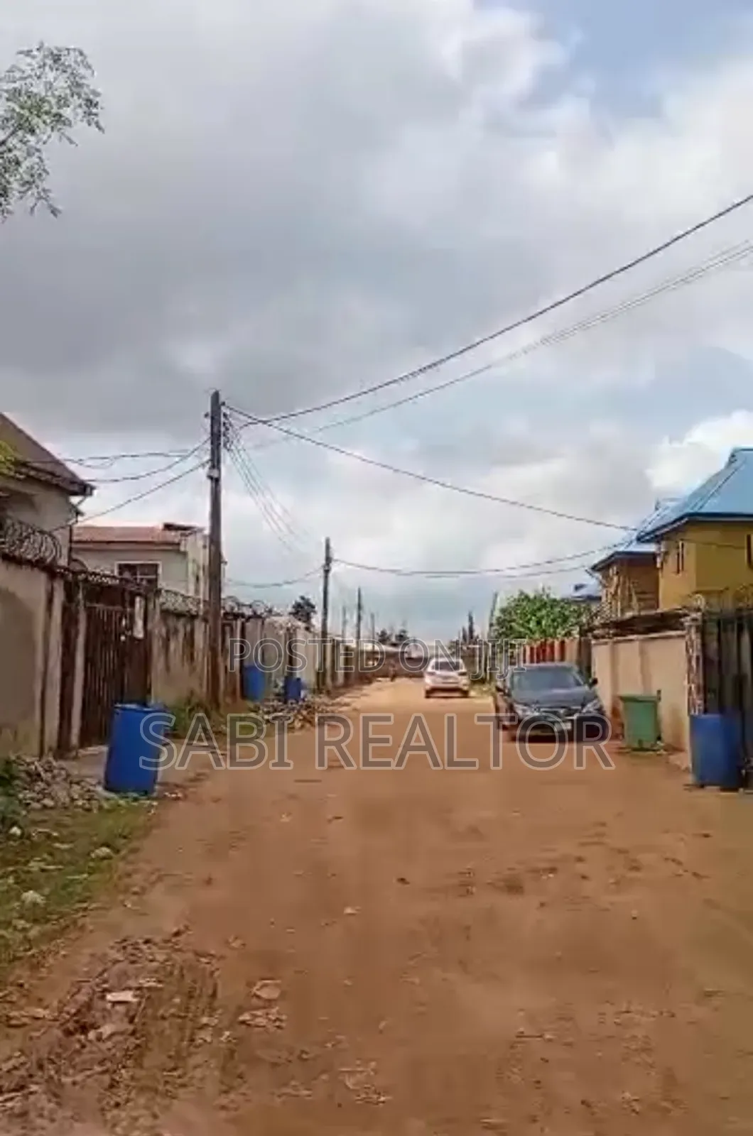 Half Plot (25*110ft) of Land Vey Close to Aina Obembe Tarred Road