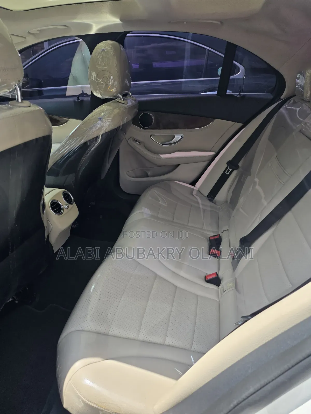 Mercedes-Benz C300 2015 Off white