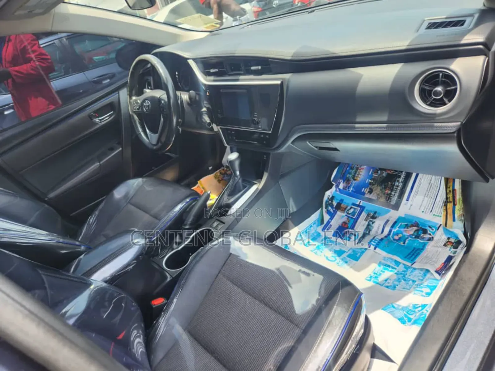 Toyota Corolla LE (1.8L 4cyl 2A) 2019 Gray