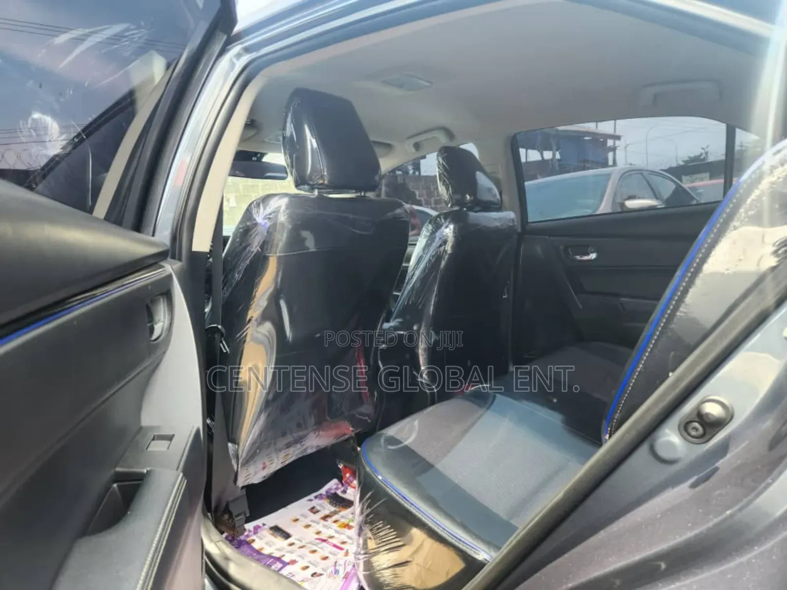 Toyota Corolla LE (1.8L 4cyl 2A) 2019 Gray