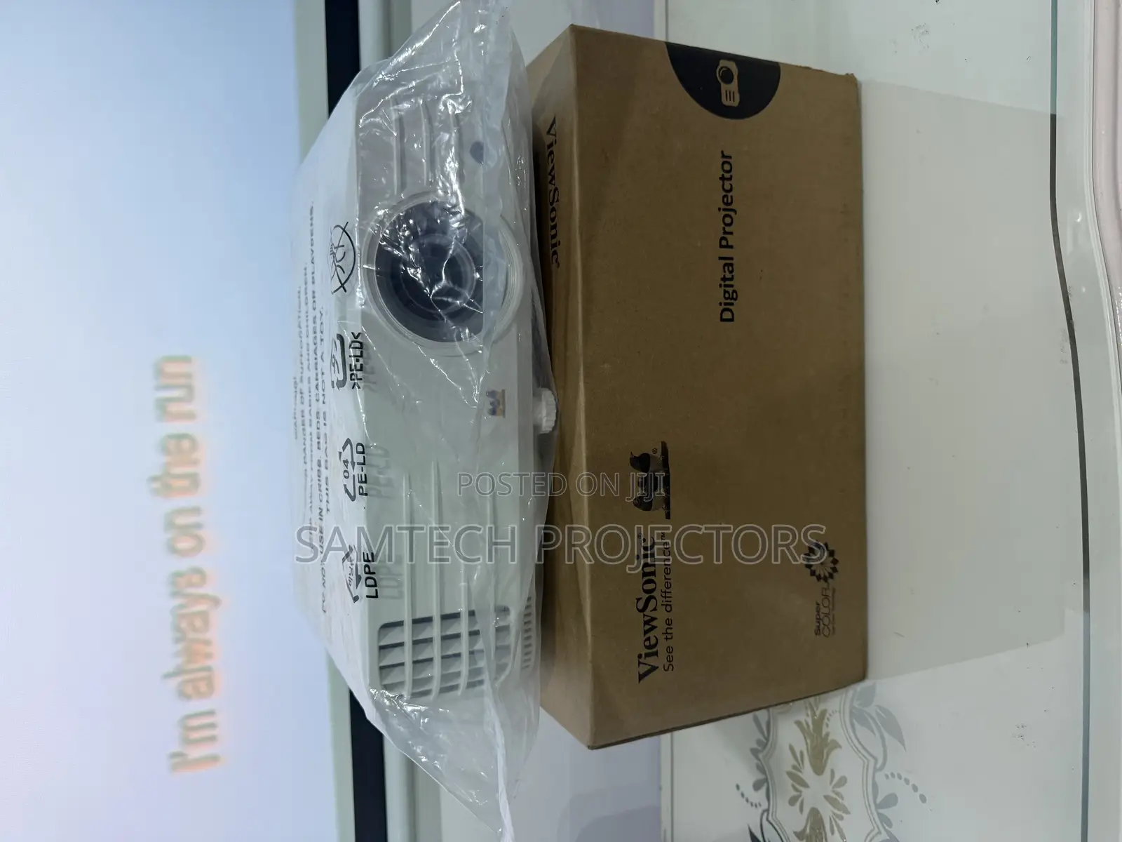 Brand New Viewsonic Multimedia Projector for Presentation