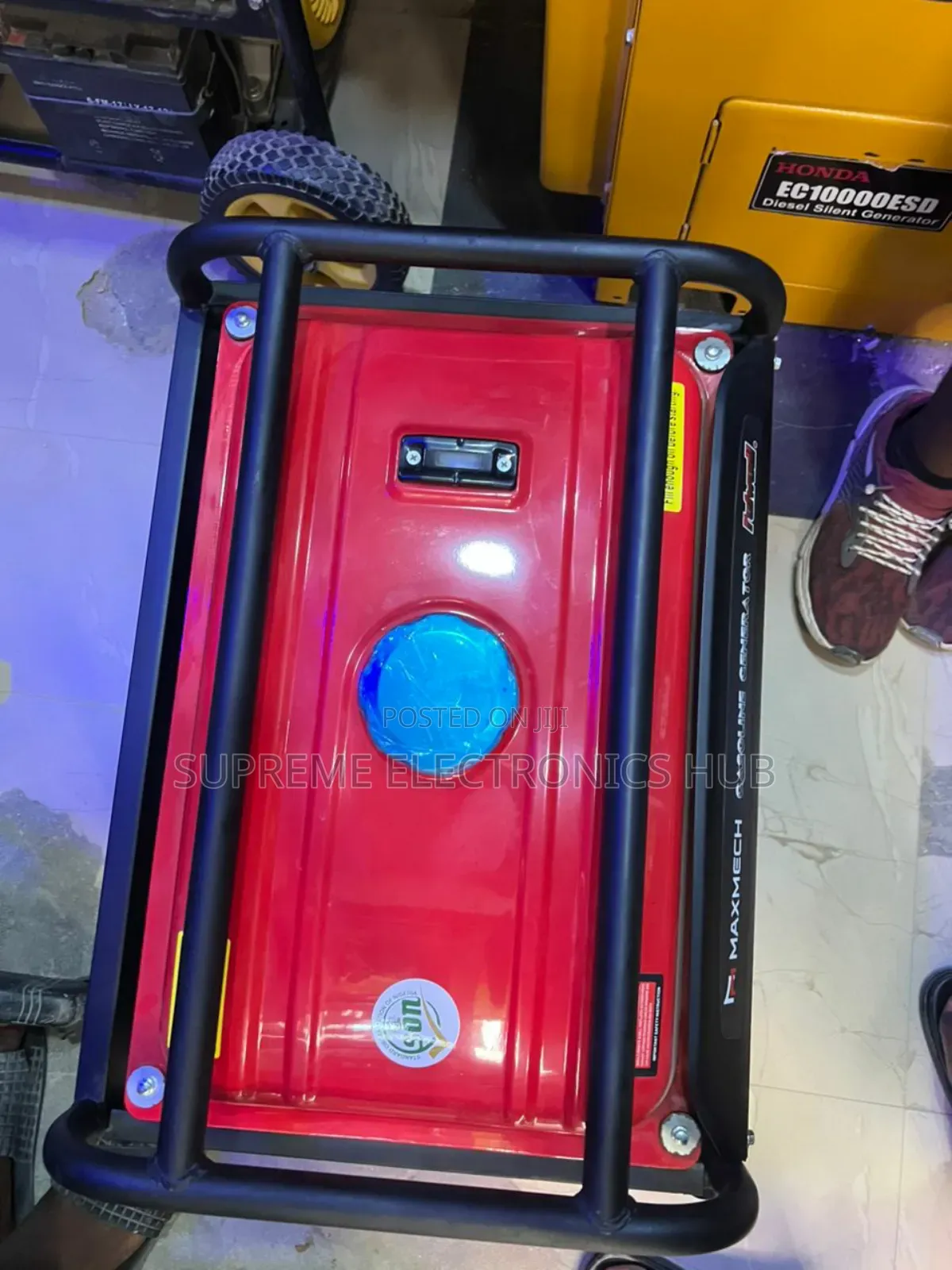 Maxmech 4.5kva Red and Black Petrol Generator With Key Start Battery