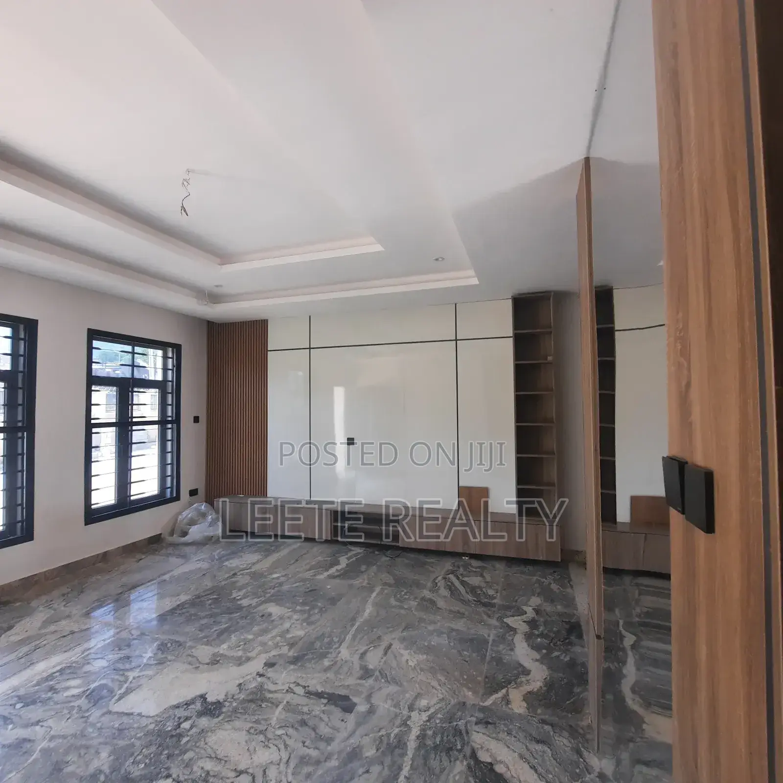 4bdrm Townhouse/Terrace in Katampe Extension for sale