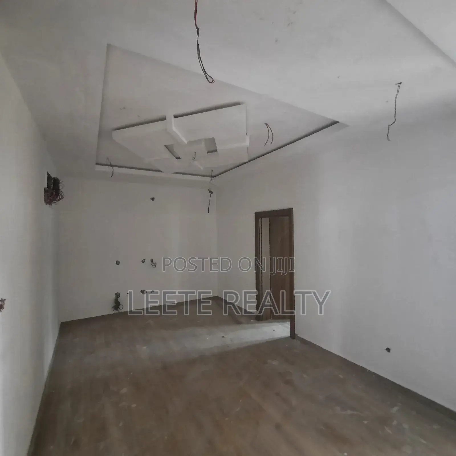 4bdrm Townhouse/Terrace in Zone 2 / Wuse for sale