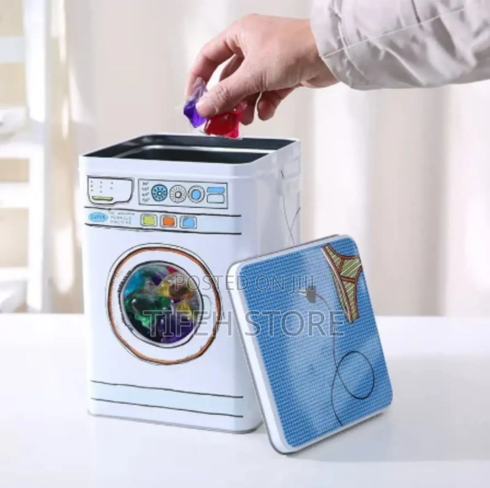 Detergent Container