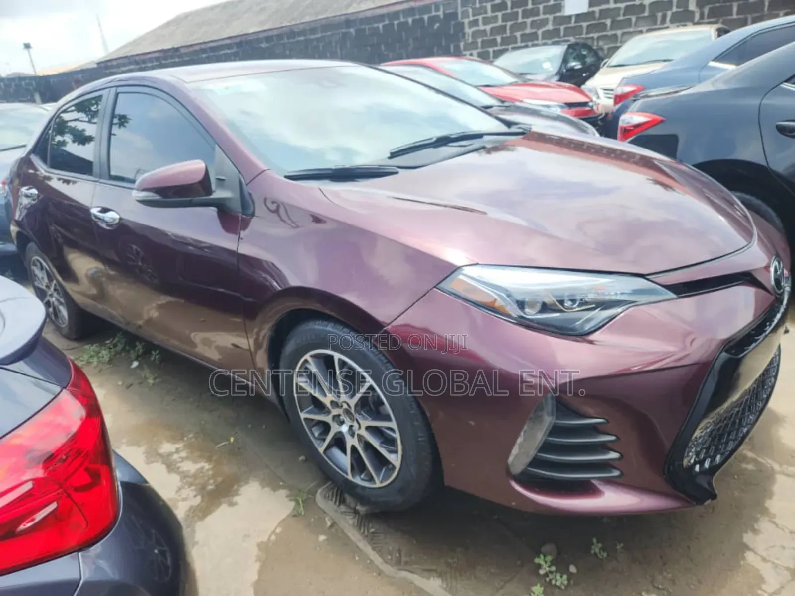 Toyota Corolla SE (1.8L 4cyl 2A) 2019 Red