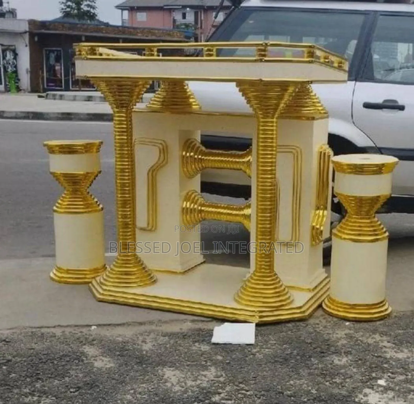 Pulpit With Flower Vase