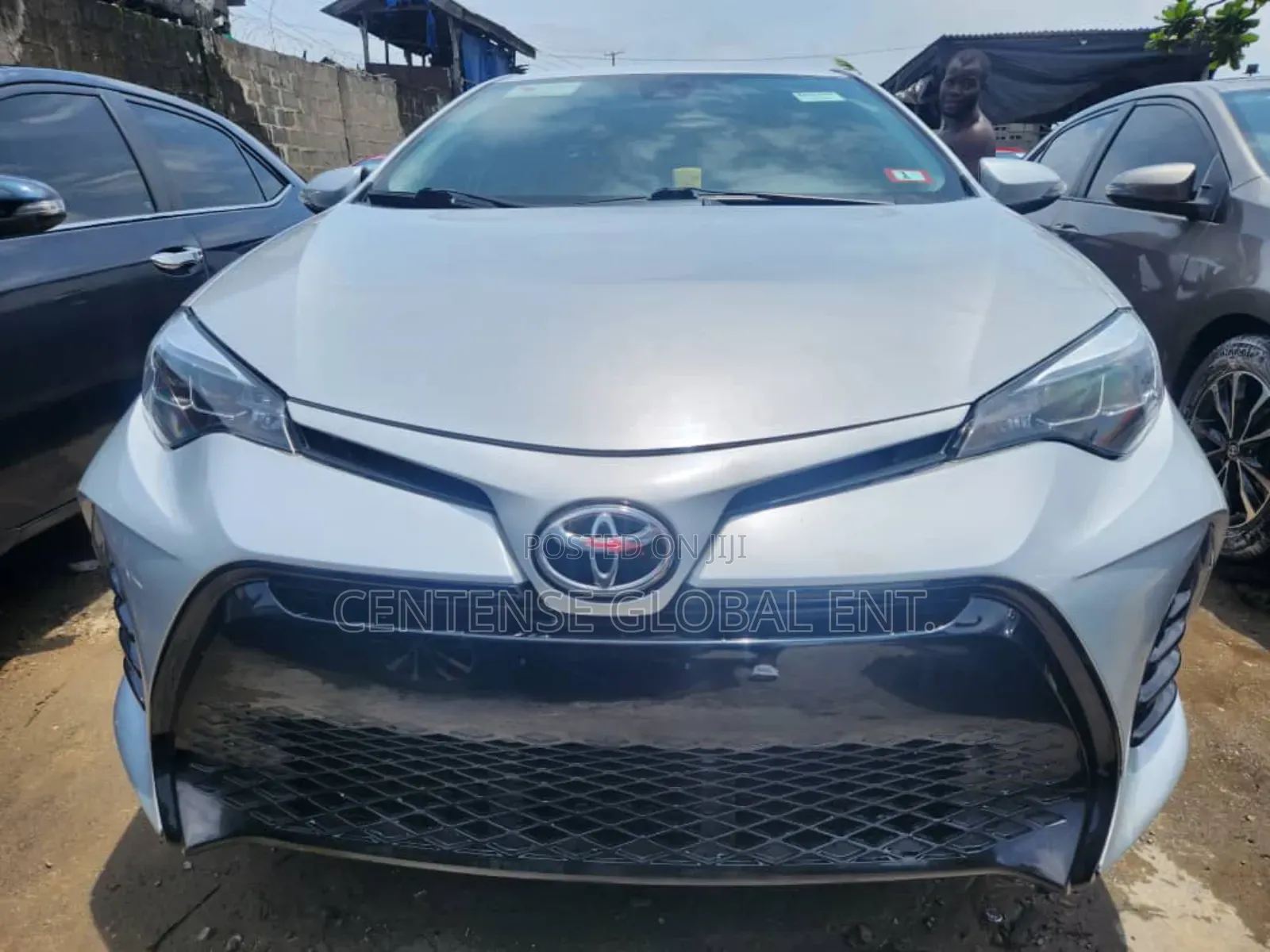 Toyota Corolla LE (1.8L 4cyl 2A) 2019 Silver