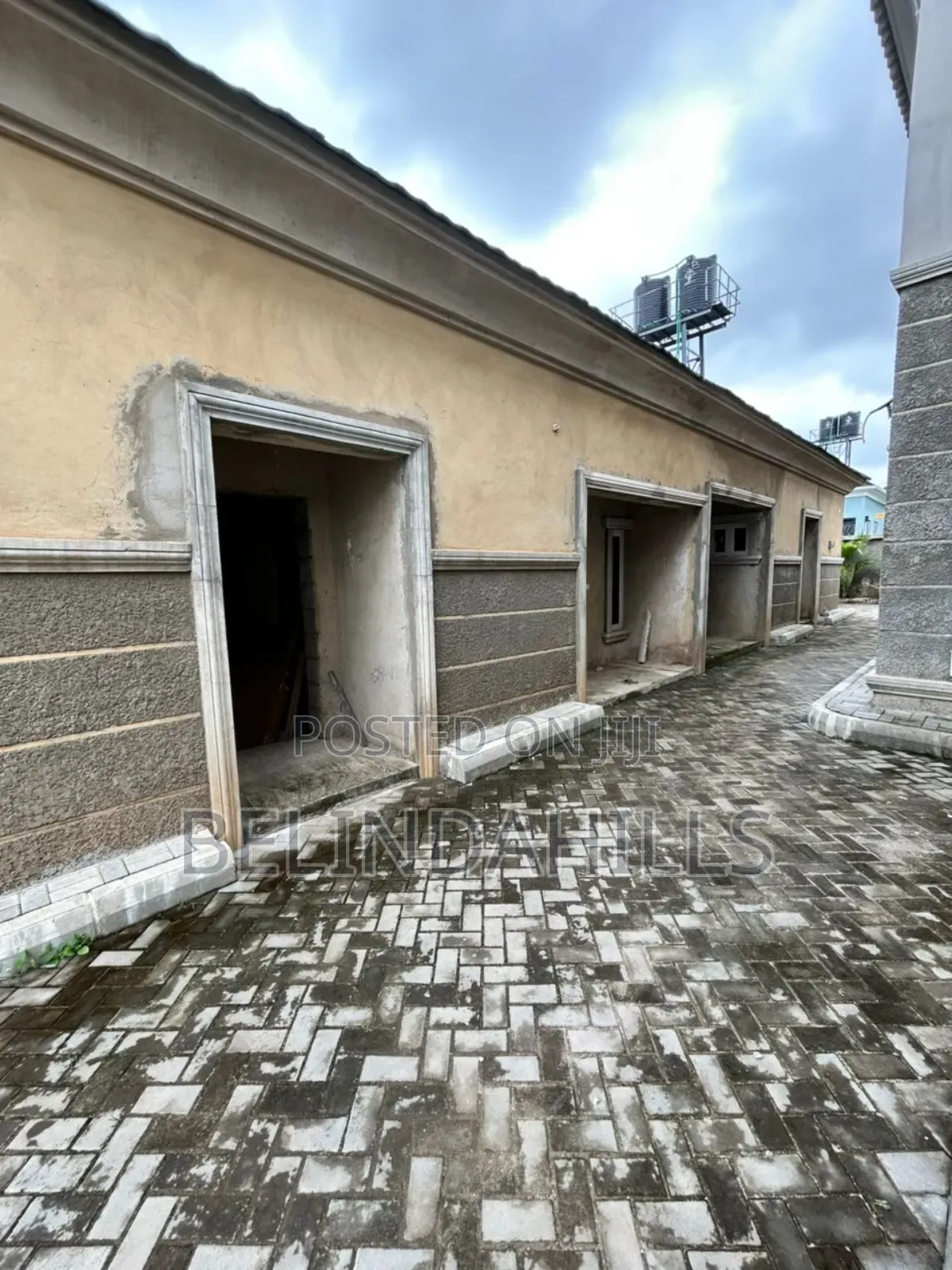 4bdrm Duplex in Guzape District for sale