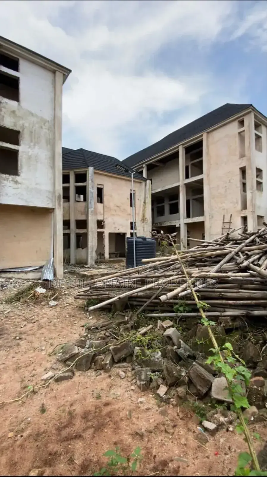 20bdrm House in Owerri for sale