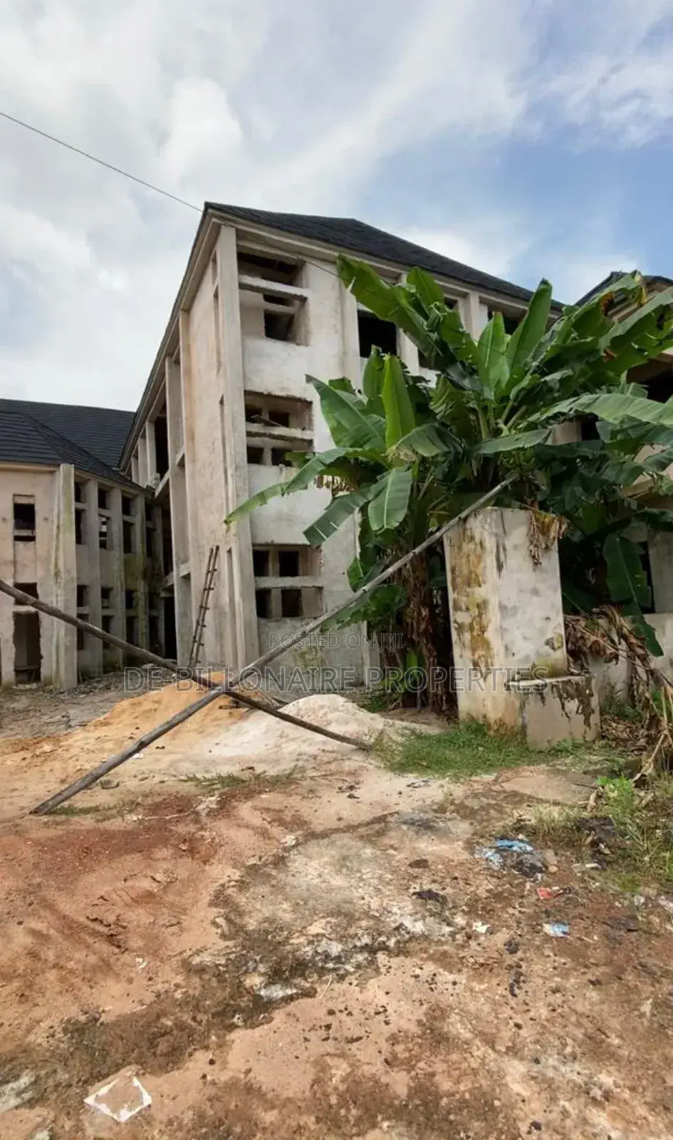 20bdrm House in Owerri for sale