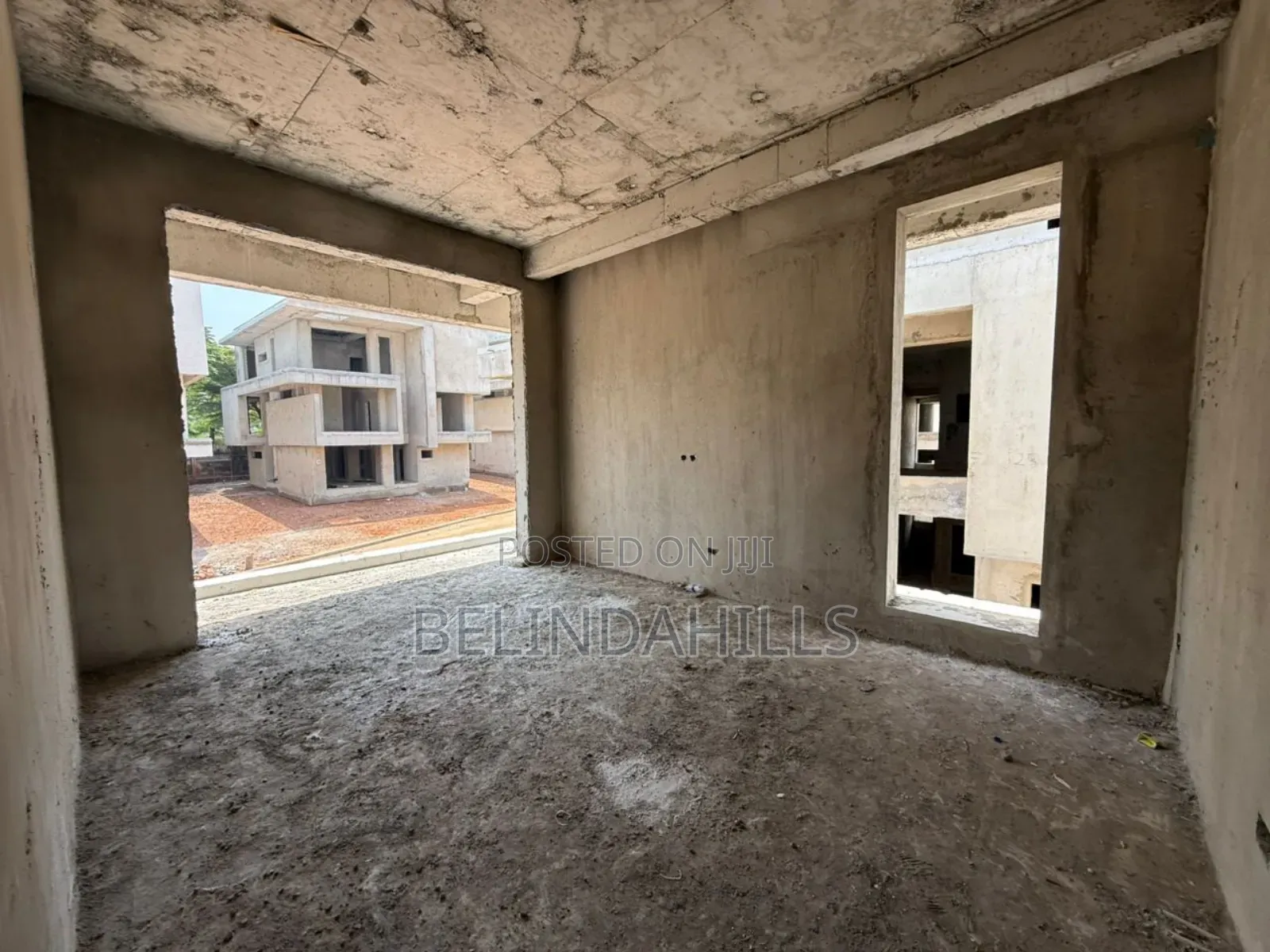 7bdrm Duplex in Asokoro for sale