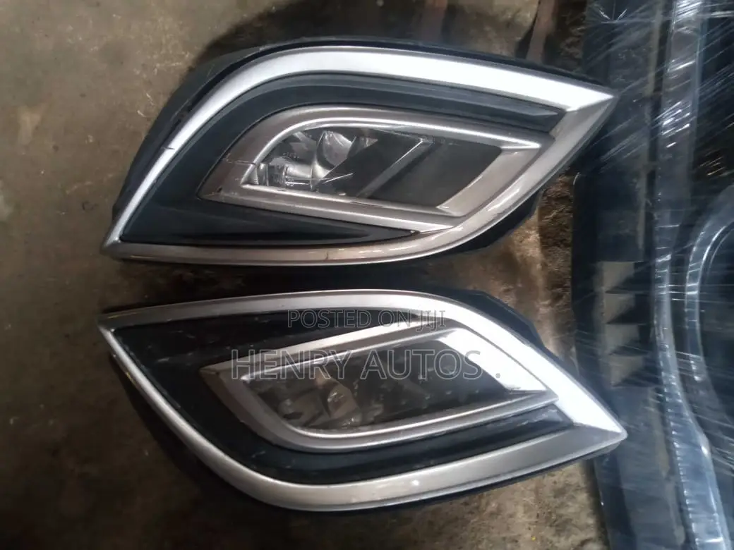 Complete Foglamp and Chrome Mazda Cx -9