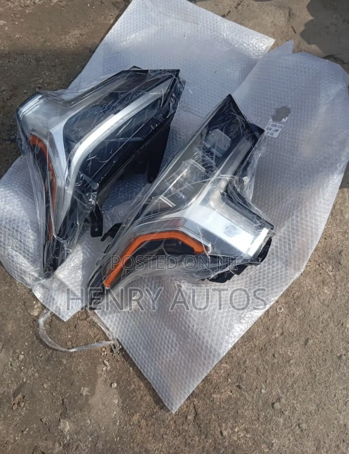 Set Headlights for Tundra 2022
