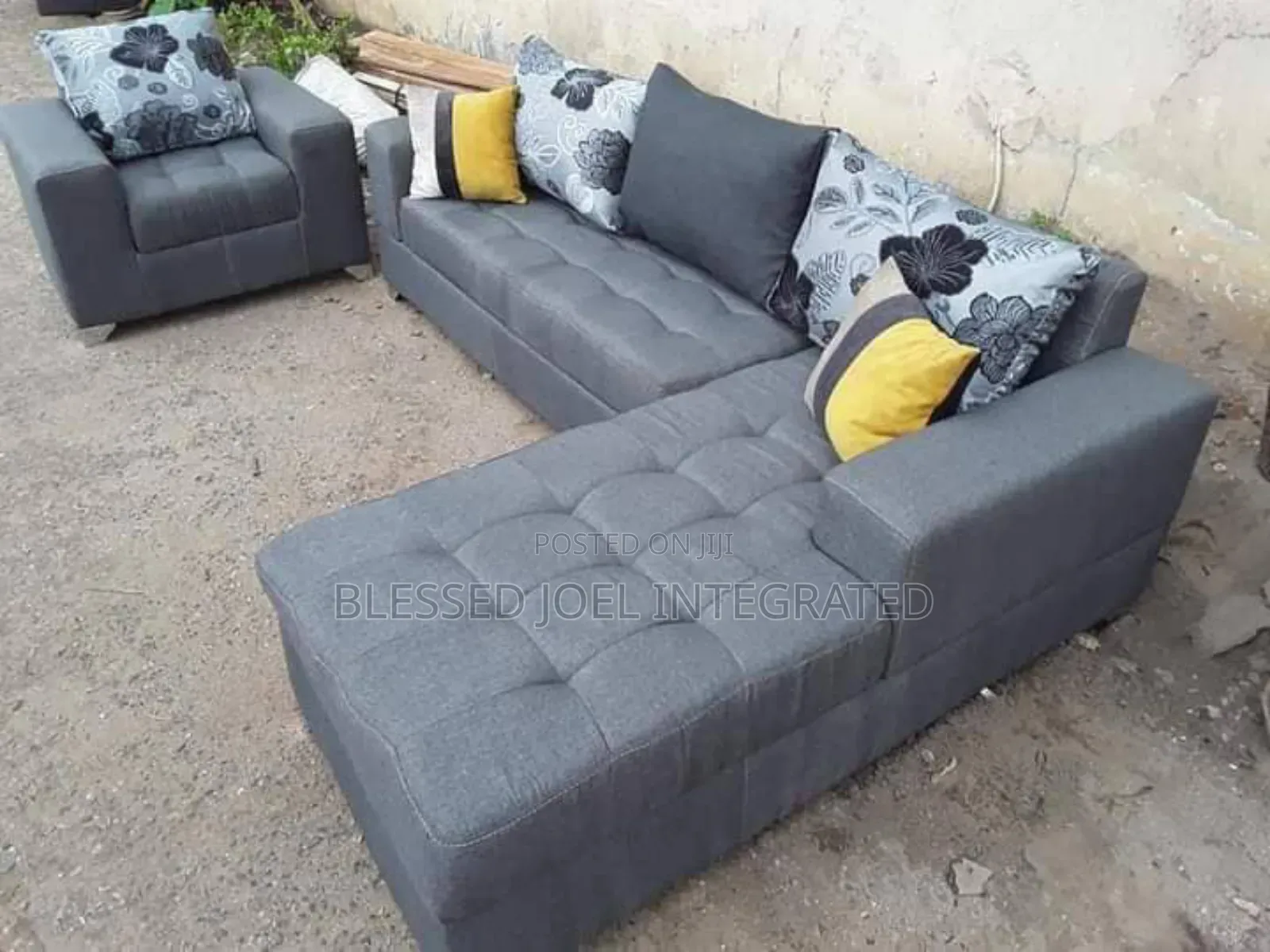L Shape Sofa With Decorative Pillows