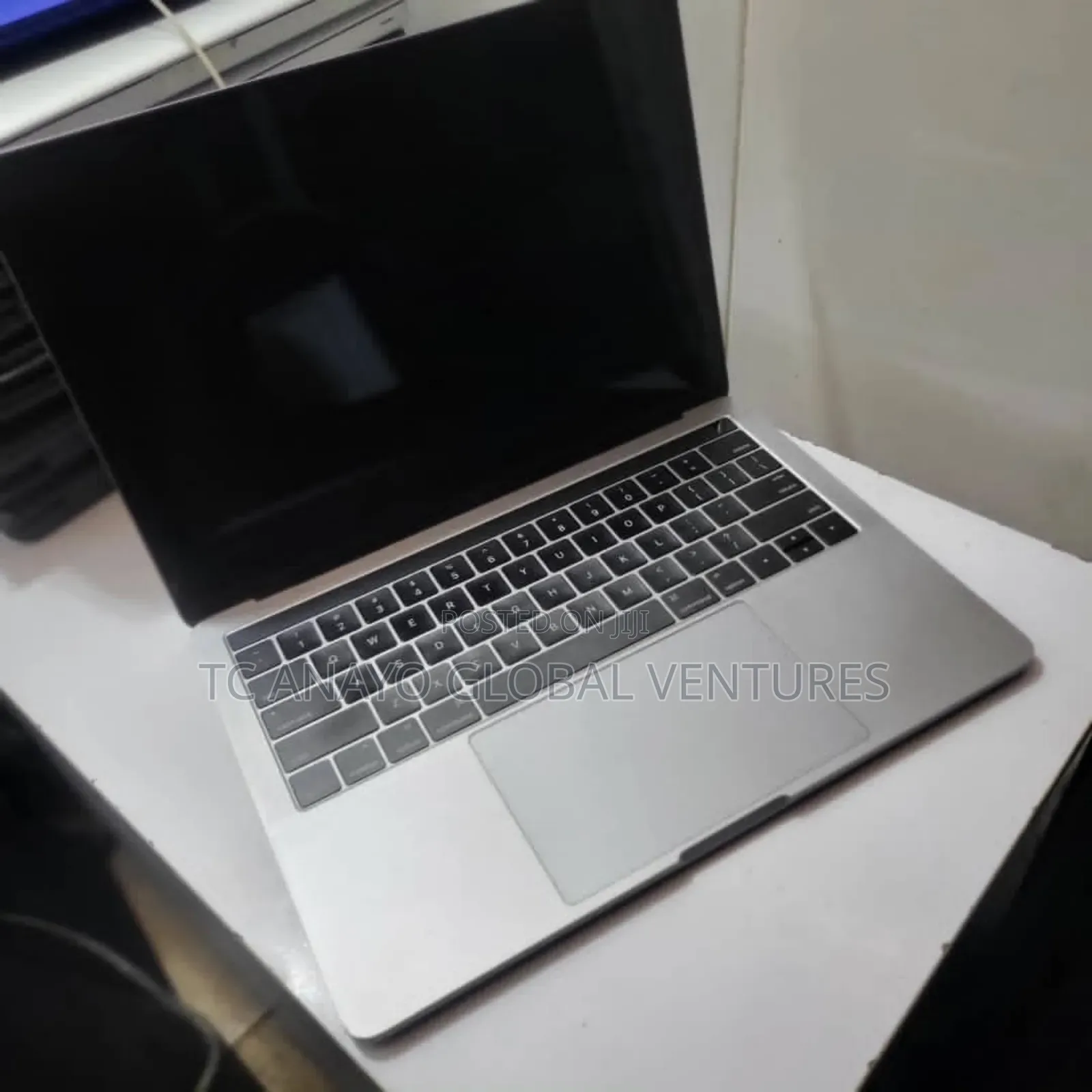 Laptop Apple MacBook Pro 2016 8GB Intel Core I5 SSD 256GB